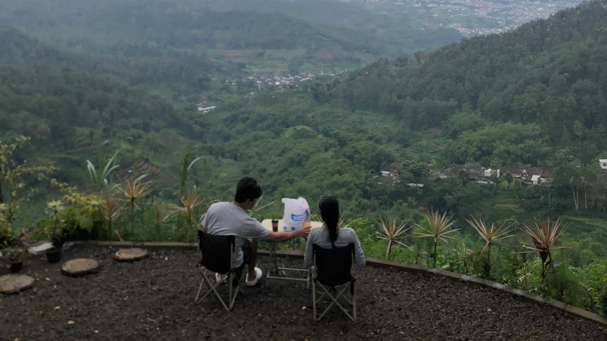 Membangun Kekompakan Tim di Batu
